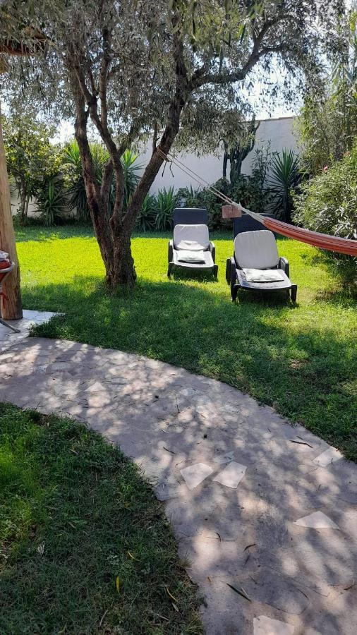 Giardino Del Sole Bed & Breakfast Олбия Екстериор снимка