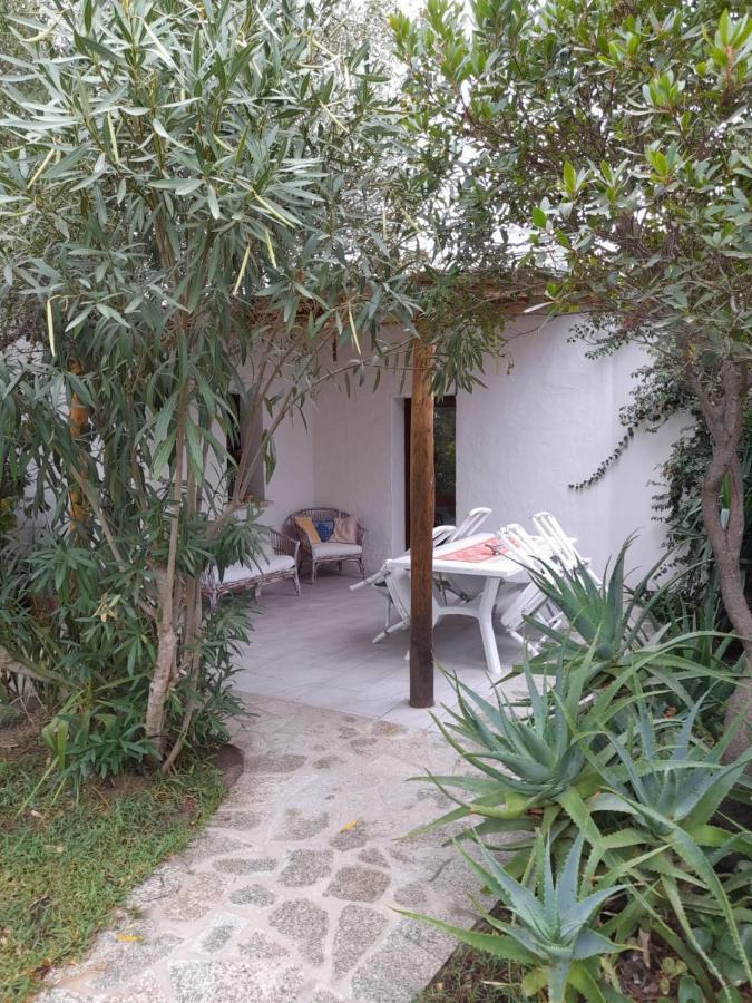 Giardino Del Sole Bed & Breakfast Олбия Екстериор снимка