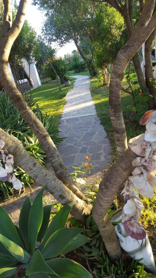 Giardino Del Sole Bed & Breakfast Олбия Екстериор снимка