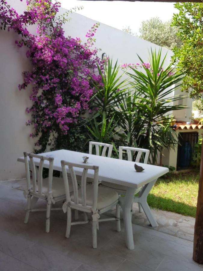 Giardino Del Sole Bed & Breakfast Олбия Екстериор снимка