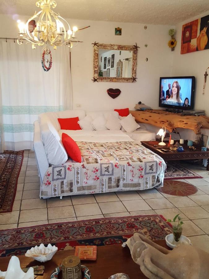 Giardino Del Sole Bed & Breakfast Олбия Екстериор снимка