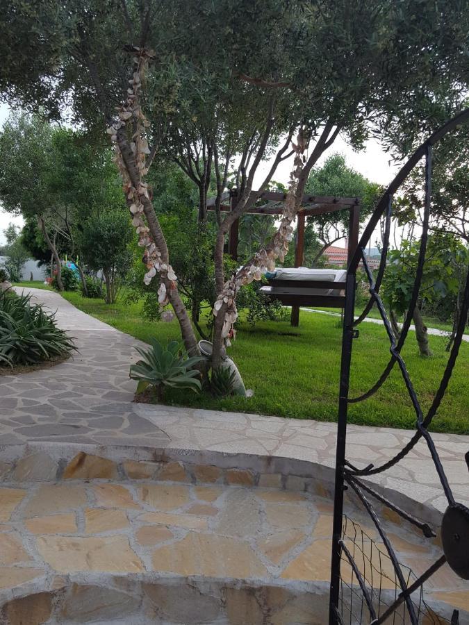 Giardino Del Sole Bed & Breakfast Олбия Екстериор снимка